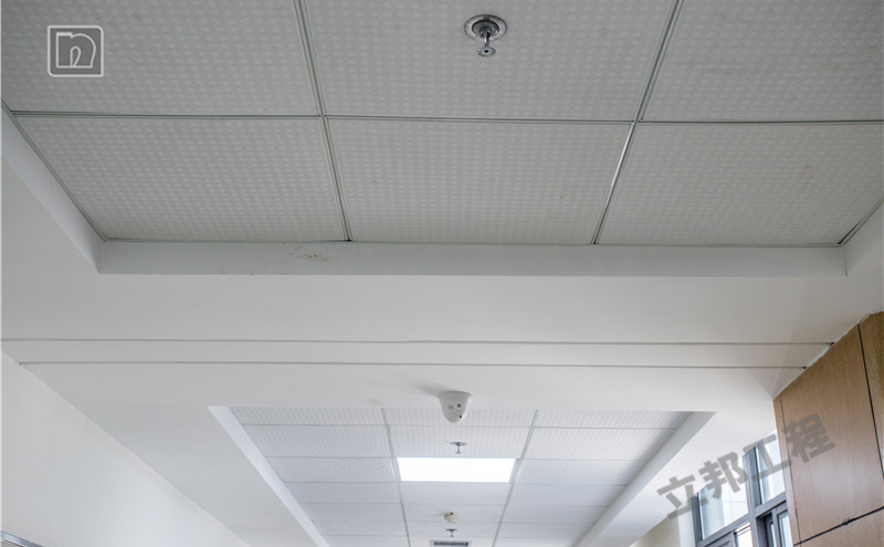 医院天花板采用立邦内墙防霉入料涂装效果.png