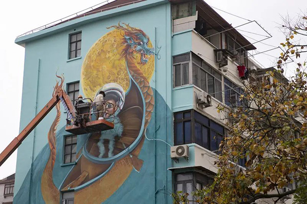 立邦“为爱上色”在上海诞生150米超长彩绘墙！
